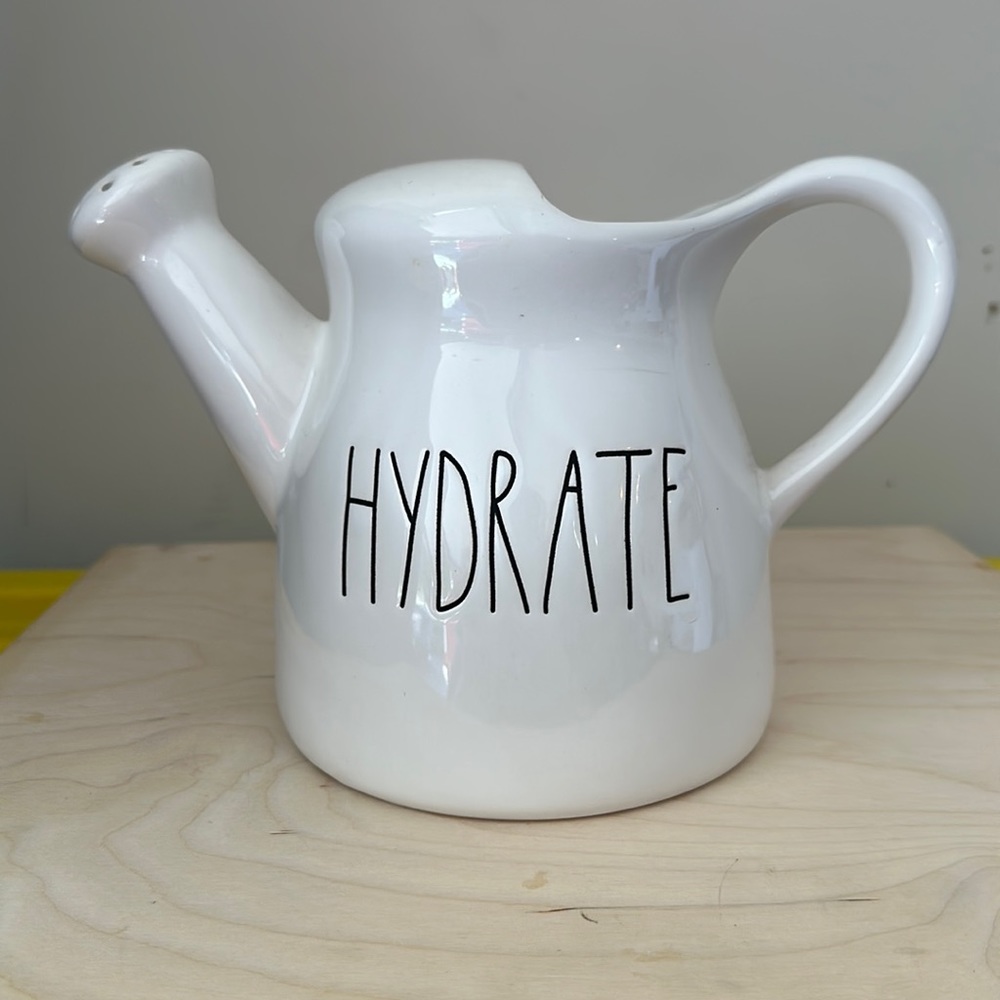 Ceramic Rae Dunn water Can